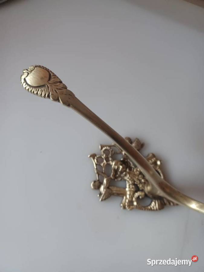 Piękny masywny mosiężny wieszak Poznań