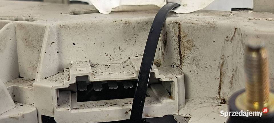 LAMPA PRAWA TYŁ VOLKSWAGEN POLO III 6N 6NO945098 Lipno