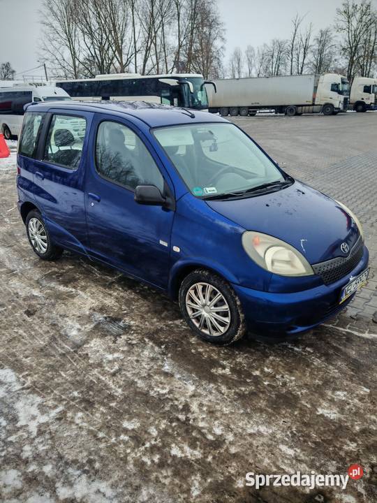 Toyota Yaris Verso 13 Benzyna 1999 r Idealne hak Nowa Wieś Ełcka