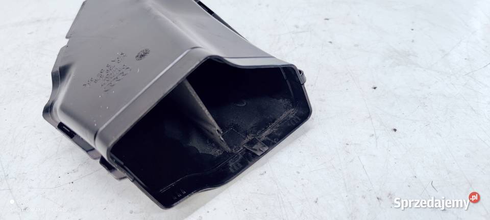 WLOT DOLOT POWIETRZA AUDI A6 C6 4F0129618J osobowe Kierownice powietrza Przystajń sprzedam