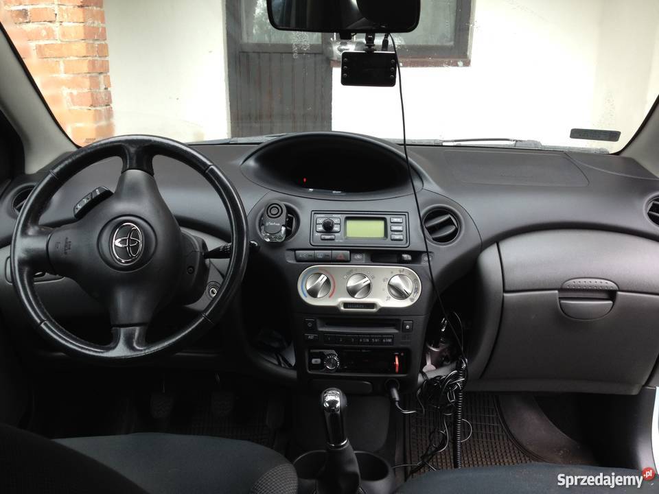Toyota yaris 2004 lift 10 vvti Jedyna taka sprzedam