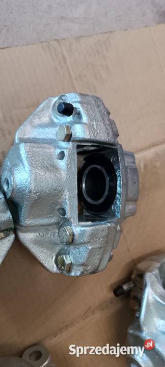 Zaciski hamulcowe Alfa Romeo Alfetta 75 90 Części samochodowe Okrajnik