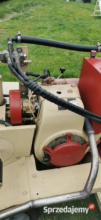 Kosiarka traktorek cylindryczna wrzecionowa Bieliny