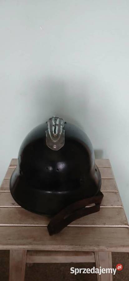 Stary kask strażacki