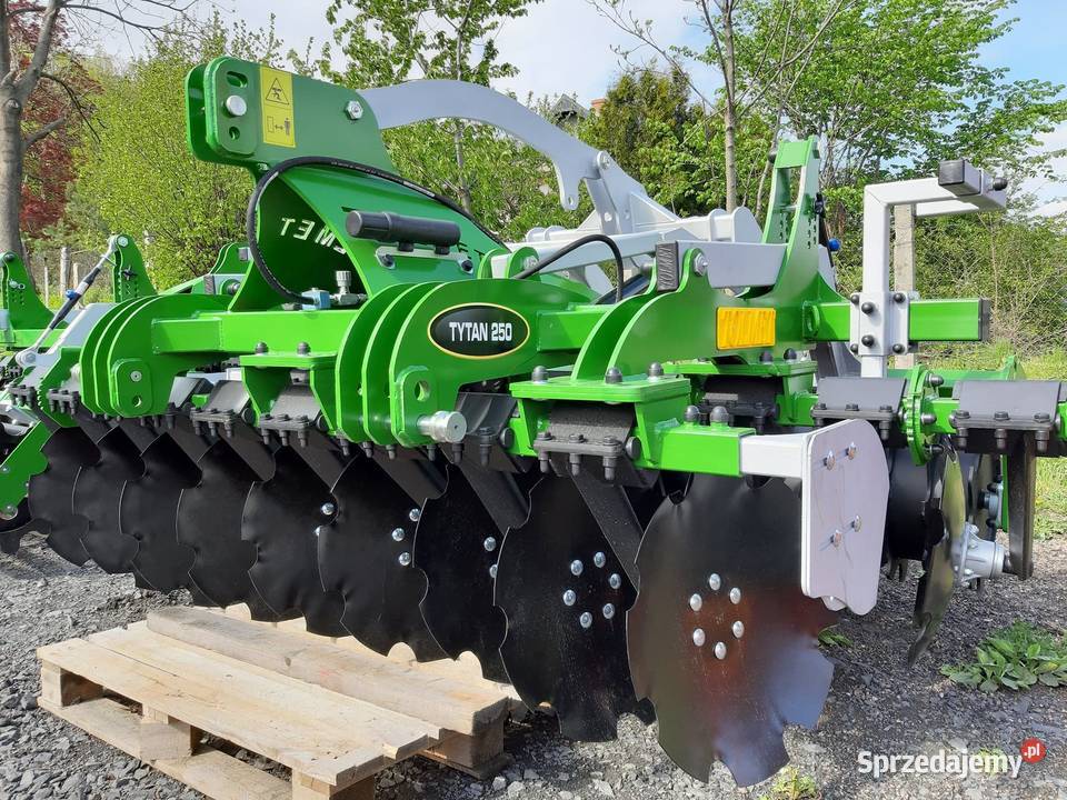 Agregat uprawowosiewny TYTAN S Proszówka