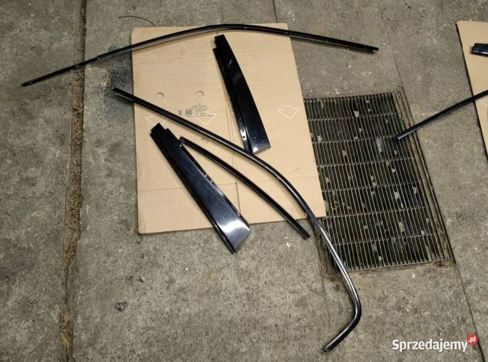 Listwy drzwi BMW E38 połysk komplet Żory
