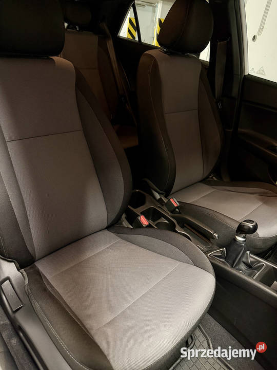 Hyundai i20 prywatnie zadbany i doinwestowany Warszawa sprzedam