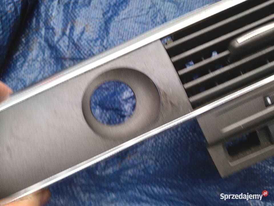 Audi a6 c6 kratka nawiewu środkowa 4F1820951B osobowe Strzelce Krajeńskie sprzedam