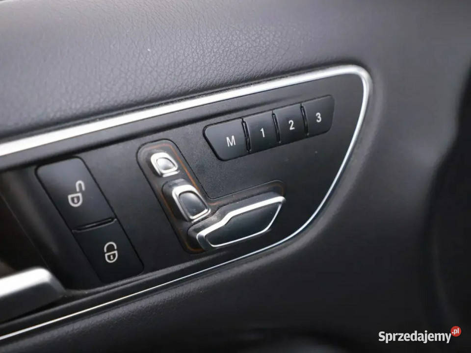 Mercedes B 250 20 turbo 211 Automat Full LED nieuszkodzony Lipówki