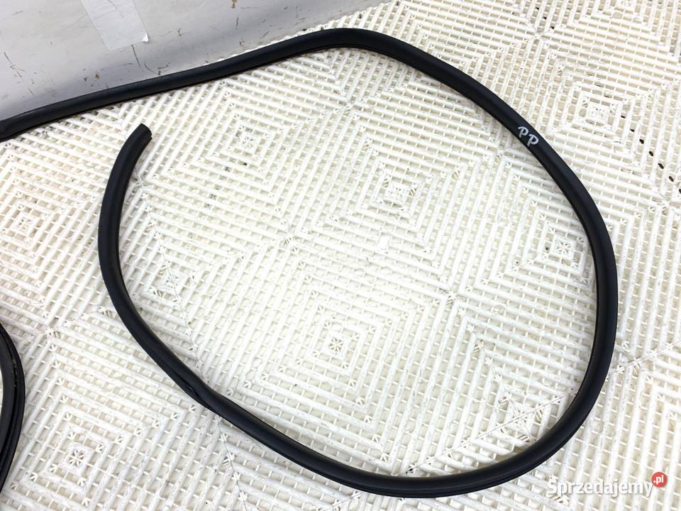 USZCZELKA DRZWI PRZÓD PRAWA RENAULT TRAFIC III Uszczelki