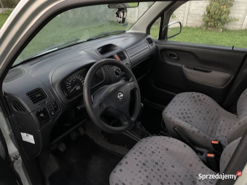 Opel Agila 10 Radom