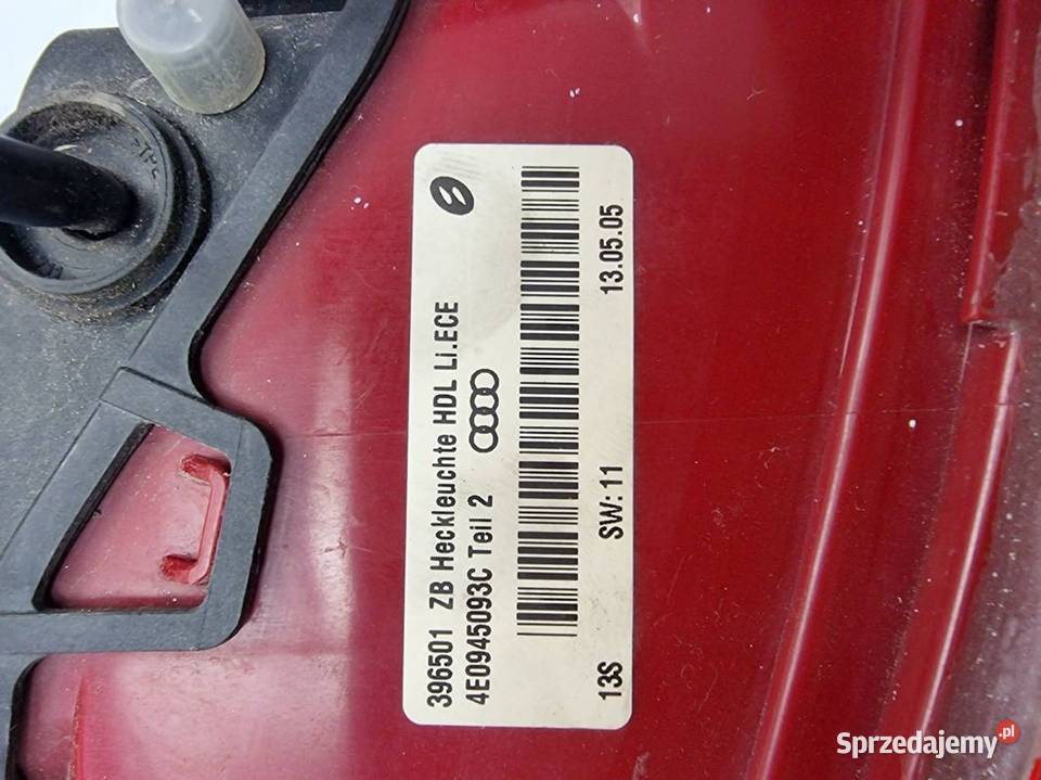 LAMPA W KLAPE LEWA AUDI A8 D3 4E0945093C Lipno sprzedam
