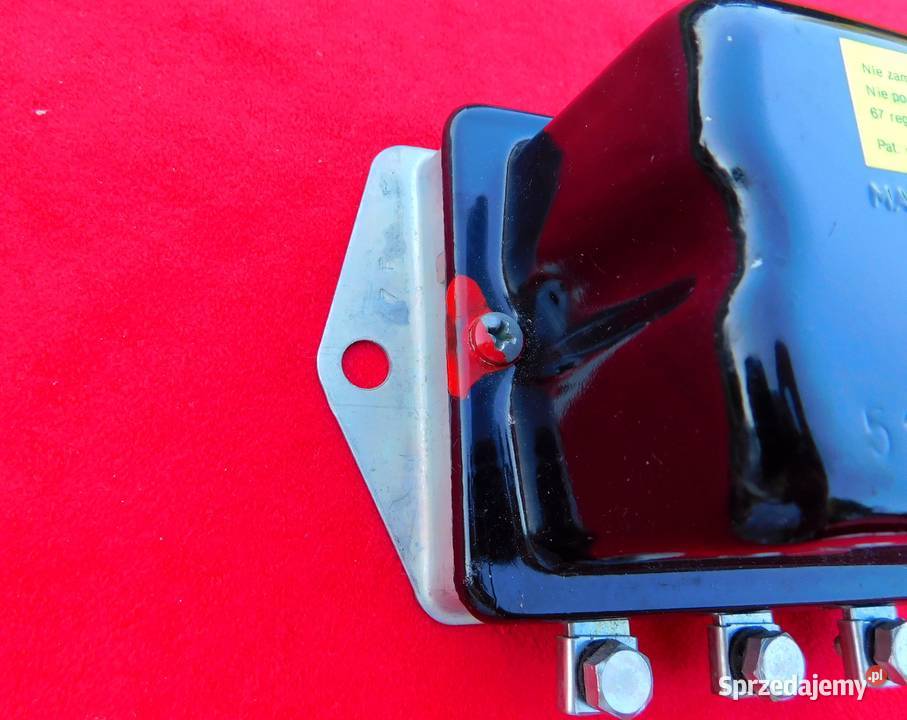 Nowy regulator napięcia prądnicy Fiat 126p 126 Układ elektryczny silnika Tarnów