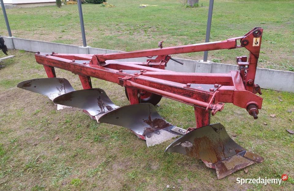 Pług 4skibowy średni na wysokiej słupicy Dąbrowa Tarnowska