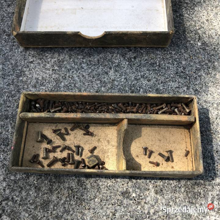 Zestaw śrub nakrętek zegarmistrzowskich małych Antyki, Sztuka, Kolekcje wielkopolskie Poznań
