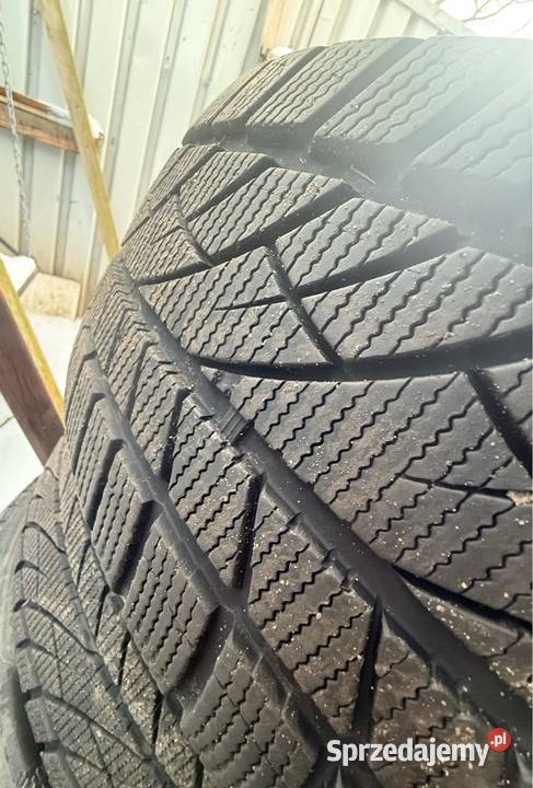 Pony 22550 R 17 4 sztuki Łańcut