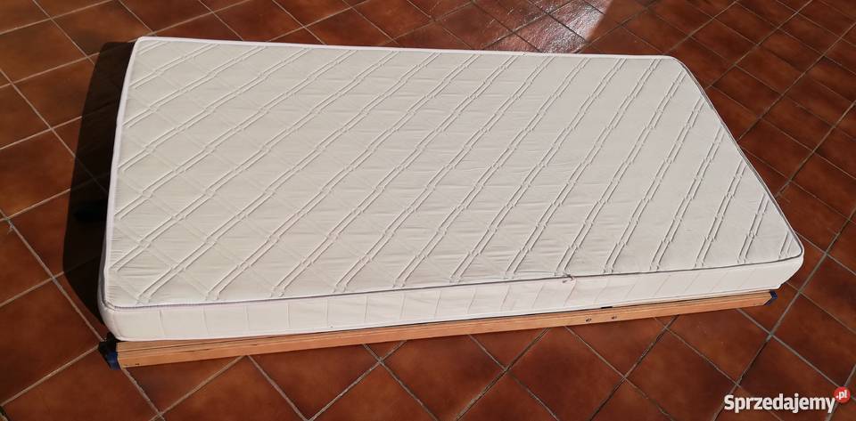 Materac piankowy 90x200 łóżko sypialnia 2 Sulbiny