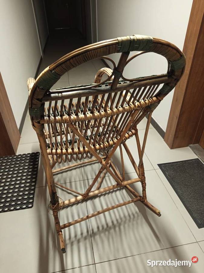 Wielki wiklinowy fotel bujany Wyposażenie wnętrz Katowice