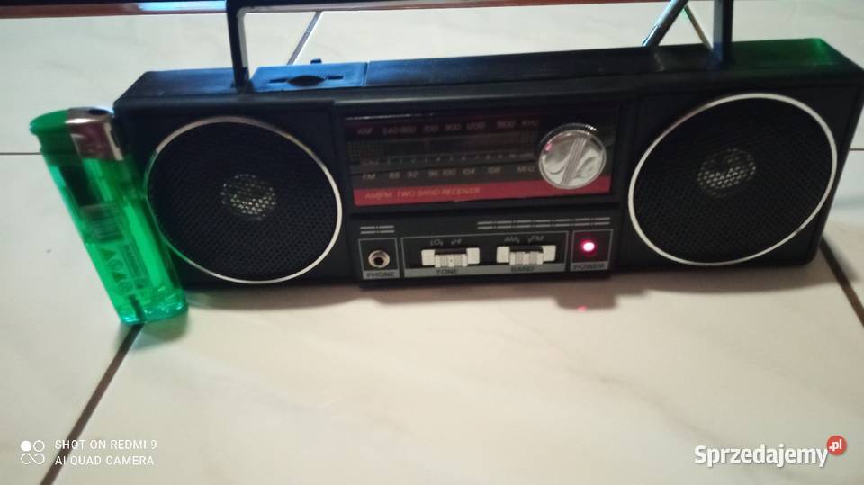 Małe radio na baterie sprawne sprzedam