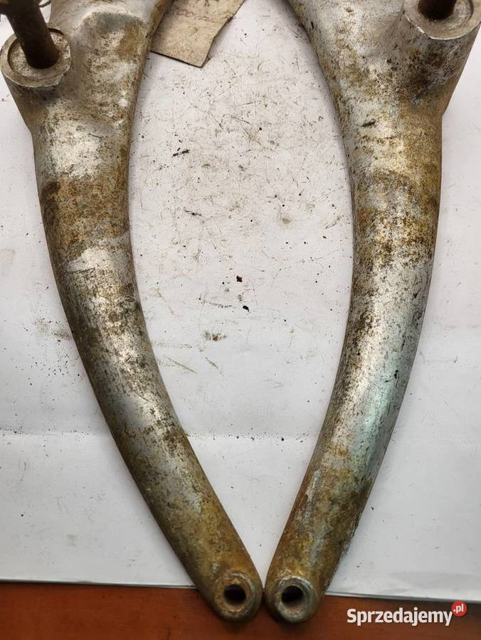 mocowanie błotnika tył szable ZUNDAPP 200 sprzedam