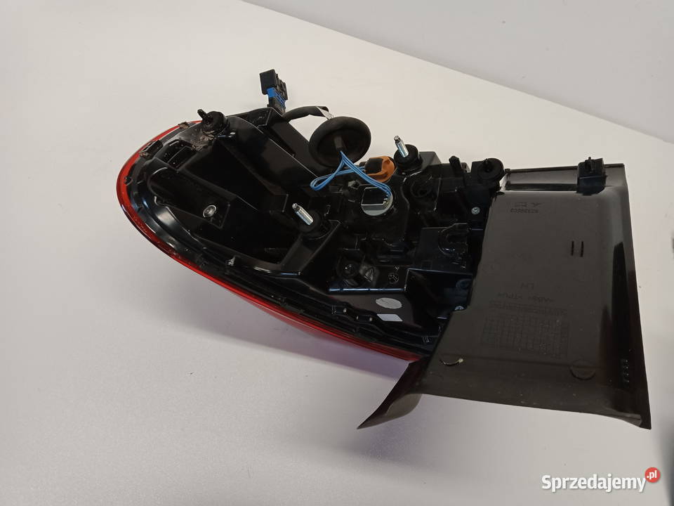 CITROEN C5 AIRCROSS LIFT LAMPA TYŁ W KLAPE I sprzedam