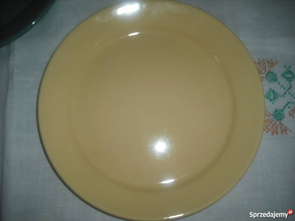 Komplet 4 talerze porcelanowe płaskie 4 kolory