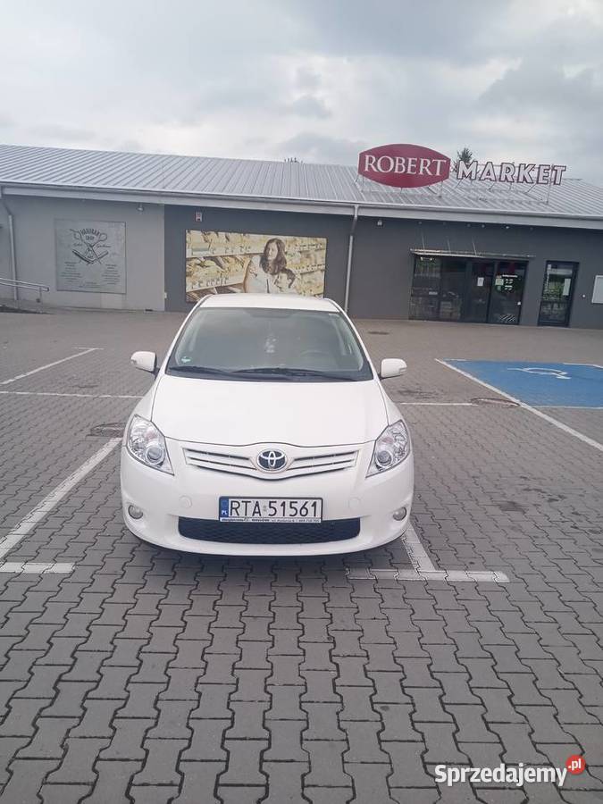 Auris lift 16 Benzyna Mniów