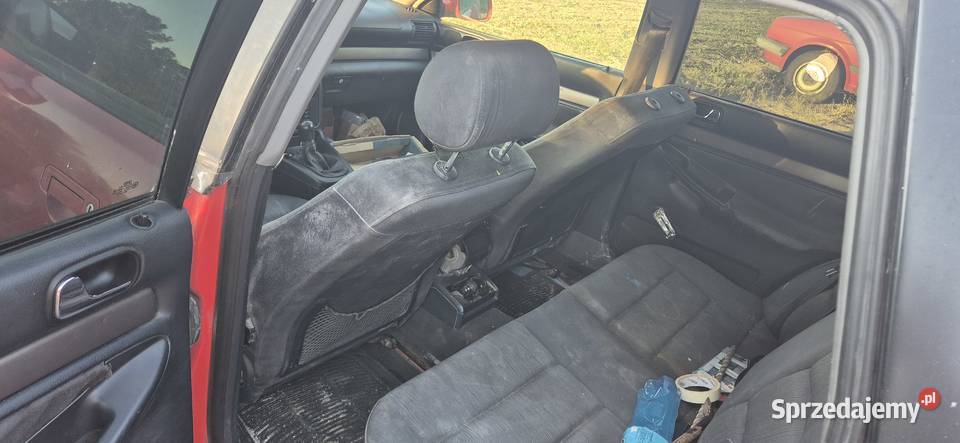 Audi a4 b5 19 tdi lubelskie Sadurki sprzedam