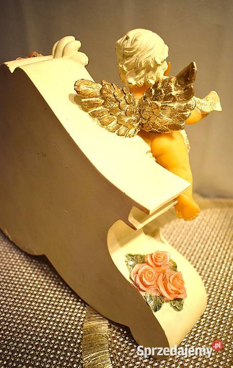 Zegar kominkowy z Cherubinkami wykonany z żywicy sprzedam