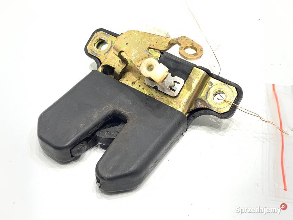 ZAMEK KLAPY TYŁ AUDI A6 C5 SedanLimuzyna osobowe Karoseria