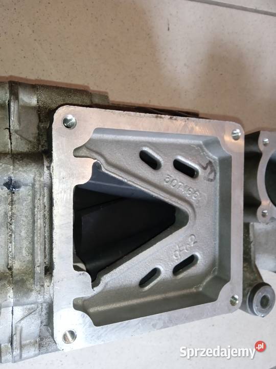 Kompresor M65 Eaton Mercedes 2002 PEŁNEJ osobowe Łódź sprzedam