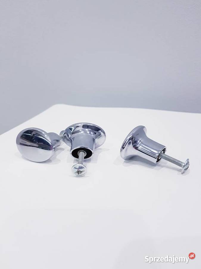 Zestaw ozdobnych klamek uchwytów do komody Dąbrowa Górnicza