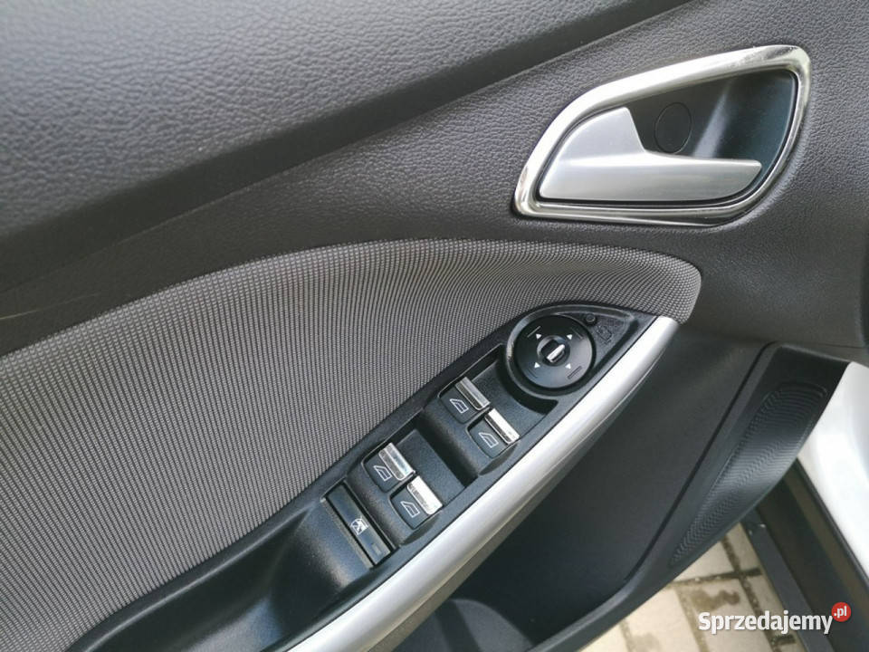 Ford Focus 10 12V 125 Klima Nawi Parktronic wspomaganie kierownicy Focus Strzegom