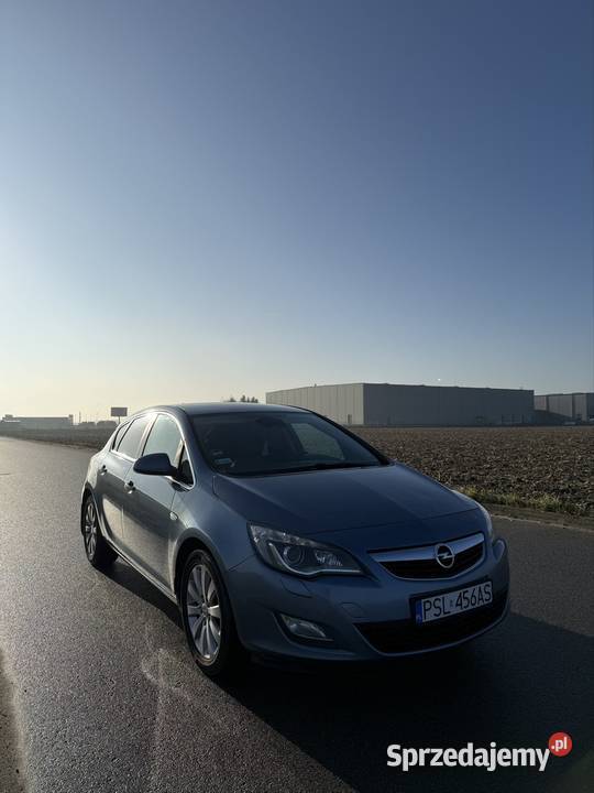 Opel Astra J 17 CDTI Rok produkcji 2010 Pleszew