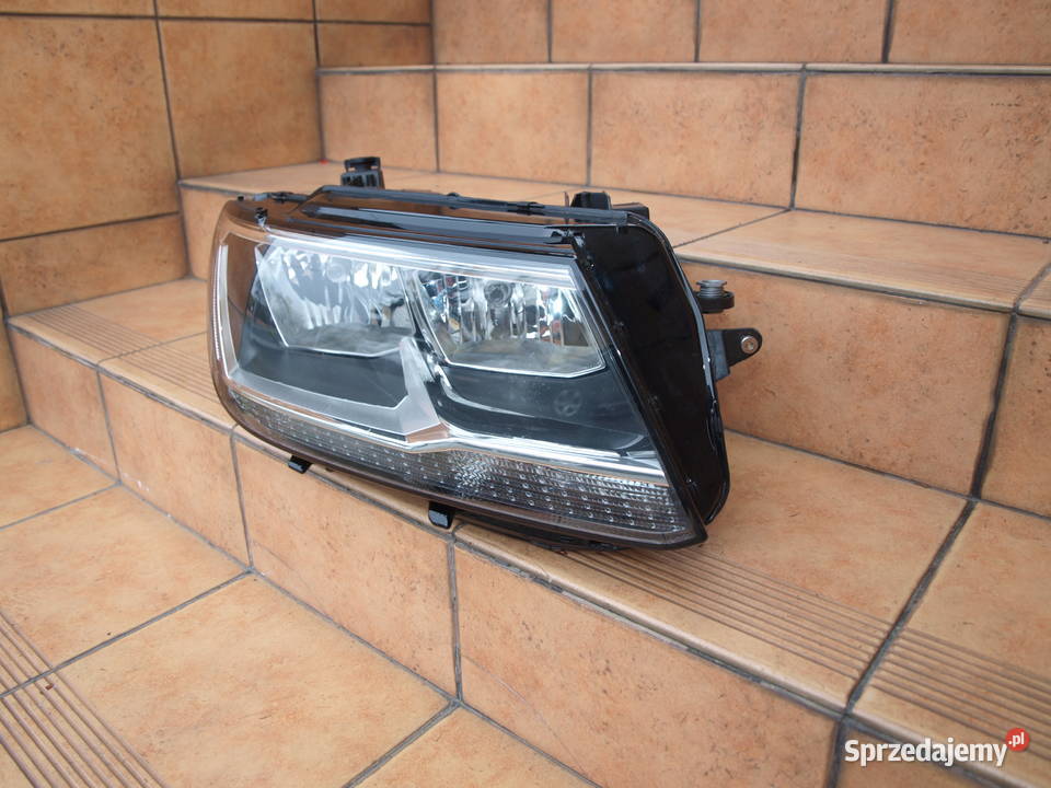 VW Tiguan lampa prawa przód zwykła 2016 2020r osobowe Kalisz