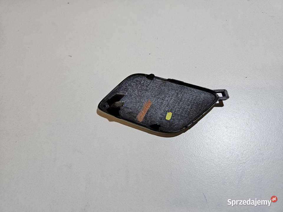 VOLVO V40 II ZAŚLEPKA HAKA ZDERZAKA PRZÓD Motoryzacja wielkopolskie Międzychód