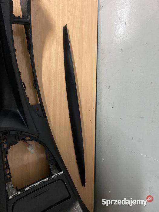 Bmw E88 E82 E81 Tunel Listwa kokpitu osłona