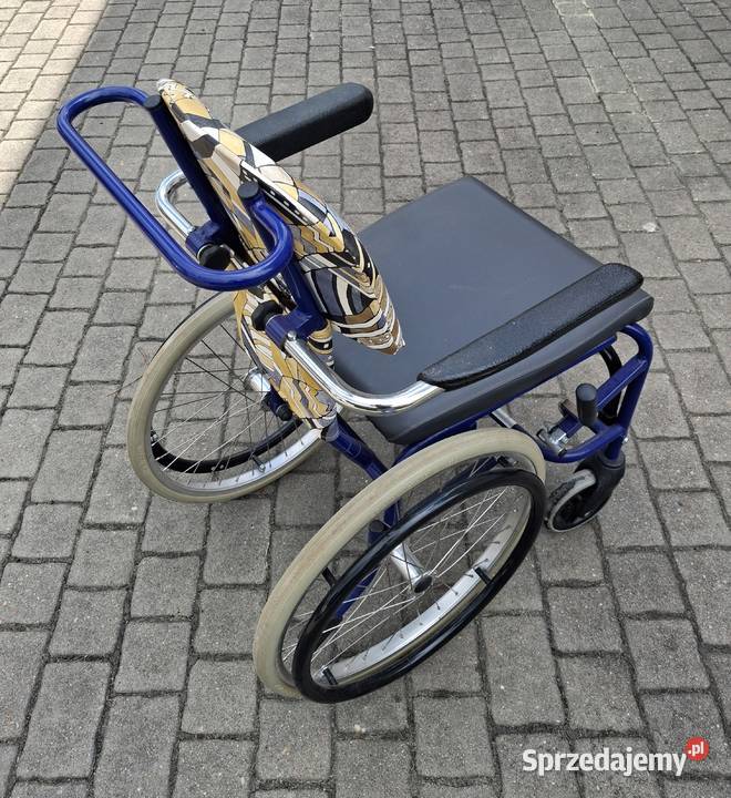 Wózek inwalidzki dziecka wąski Sprzęt rehabilitacyjny i ortopedyczny Woźniki sprzedam