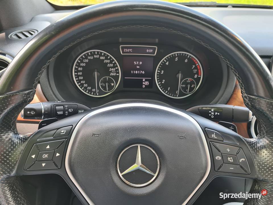 Mercedes Benz B250 Benzyna Automat Skóry Pakiet wspomaganie kierownicy Olsztyn sprzedam
