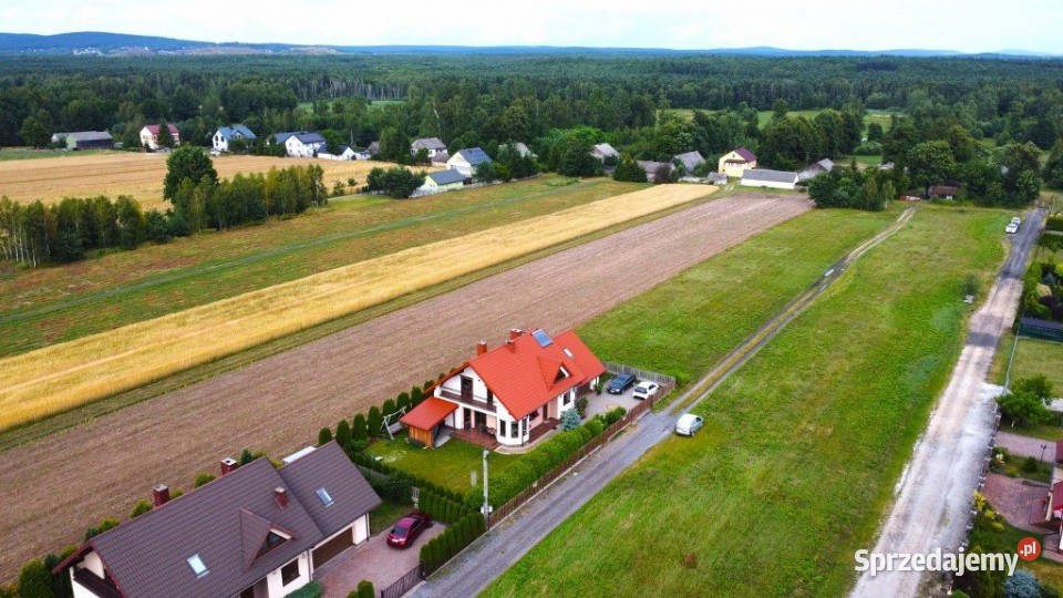 Dom wolnostojący Brynica 376m2 do zamieszkania świętokrzyskie