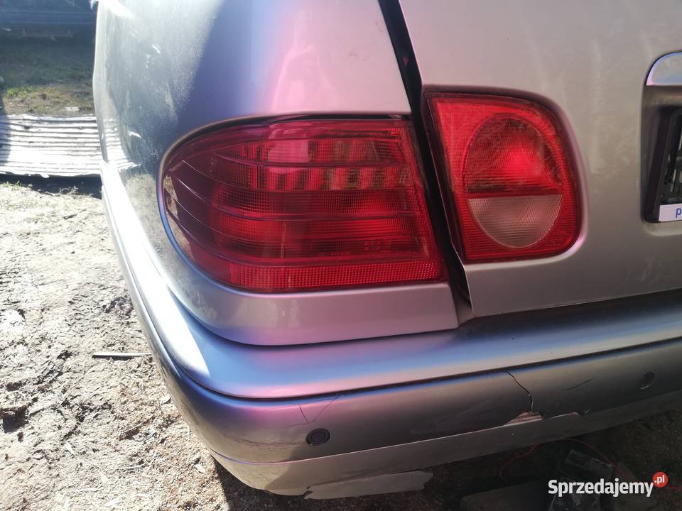 Mercedes w210 lampa tył tylna prawa lewa w klapę sprzedam