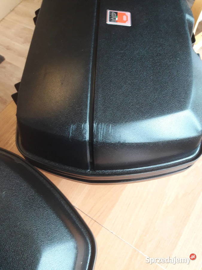 ładne kufry boczne GIVI E36 36L Monokey z Kamocin sprzedam