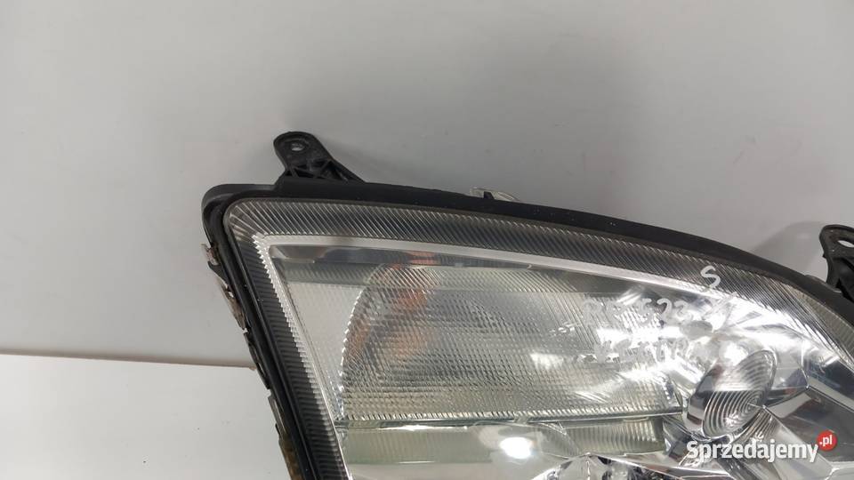 OPEL VECTRA C LAMPA PRZÓD PRAWA BI XENON Lampy przednie Zbierkowo sprzedam