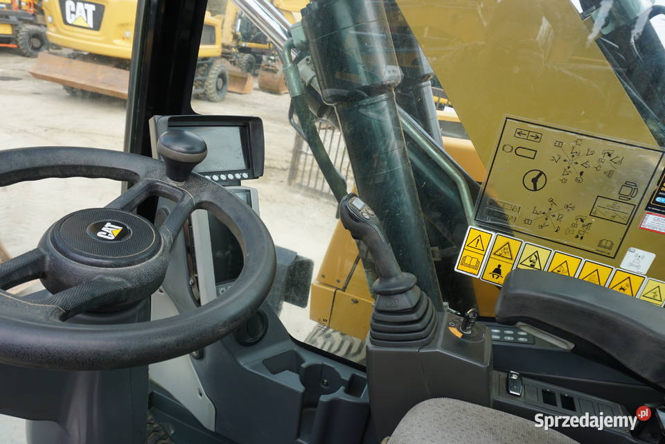 Koparka kołowa CAT M 315F 2018 Jeziorko sprzedam