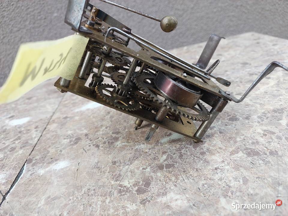 M134 Mechanizm starego zegara HAU Tczew