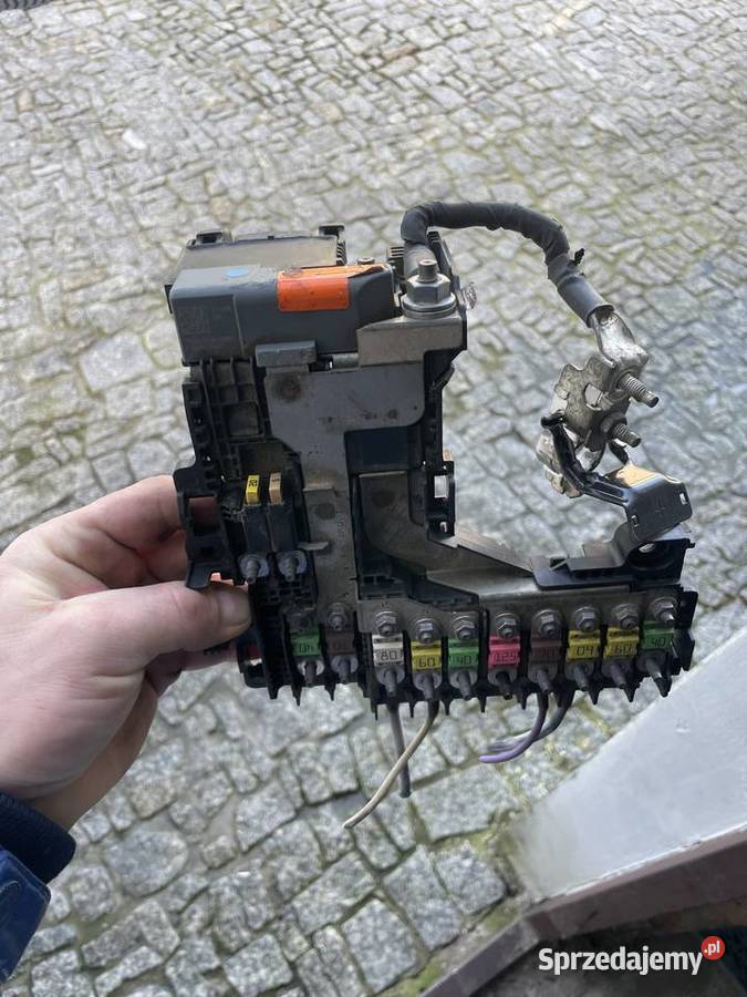 MODUŁ BATERI BEZPIECZNIKÓW 9665878080 osobowe Układ elektryczny silnika dolnośląskie Lubin