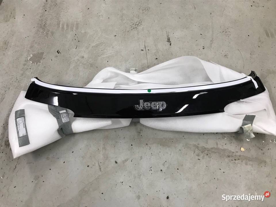 JEEP COMPAS II BLENDA LISTWA KLAPY TYŁ 5UN43TRMA