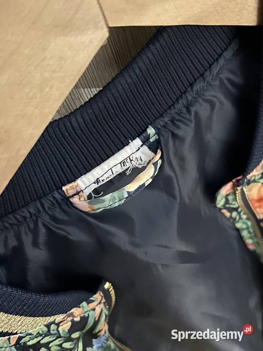 Kurtka w kwiatki Kwiatki Osielsko