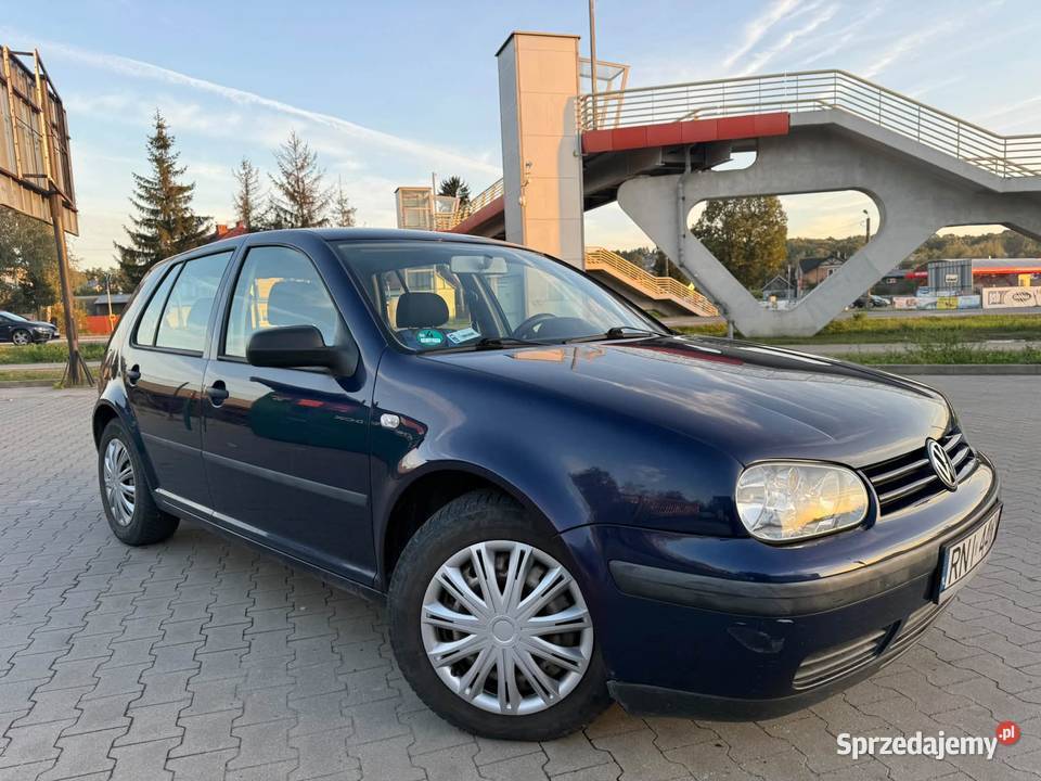 VW Golf IV 14 Benzyna 2002r Ładny Zadbany HAK Dębica sprzedam