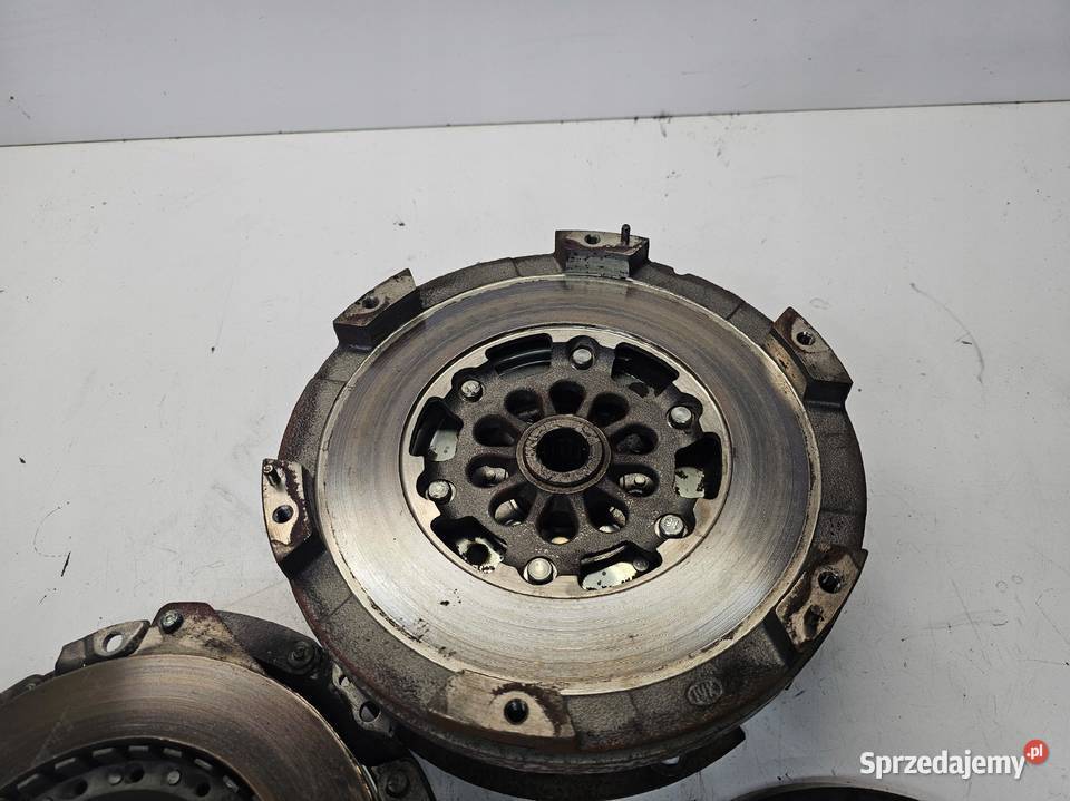 SPRZĘGŁO KOŁO DWUMAS DWUMASOWE AUDI A4 B8 A5 30 Sprzęgła i elementy Przystajń